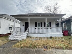 Building Photo - 173 Ward St