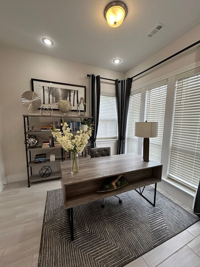 Building Photo - COMING SOON! Fully Furnished Stylish 4-Bed...