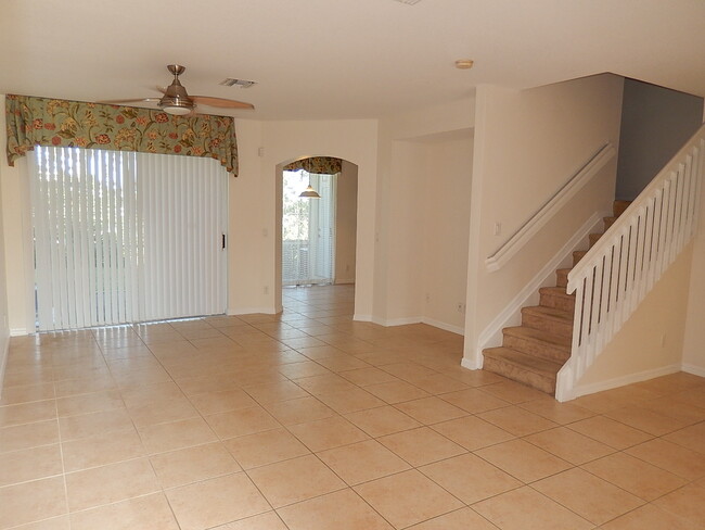 Foto del edificio - 17533 Laurel Grove Ct