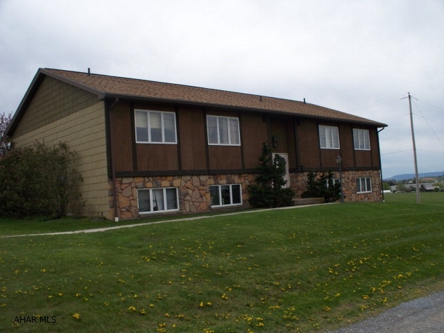 Primary Photo - 233-241 Kates Dr