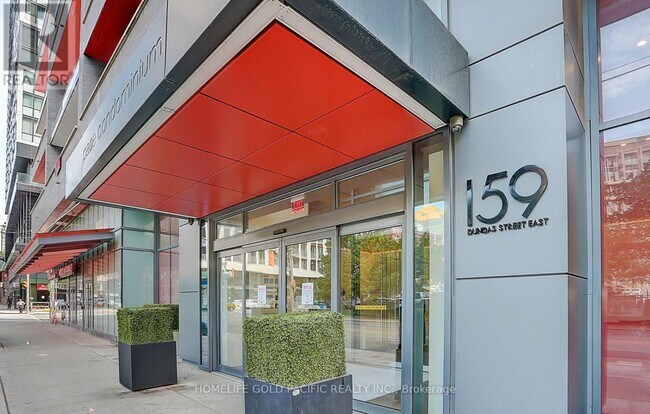 Photo du bâtiment - 159 Dundas St E