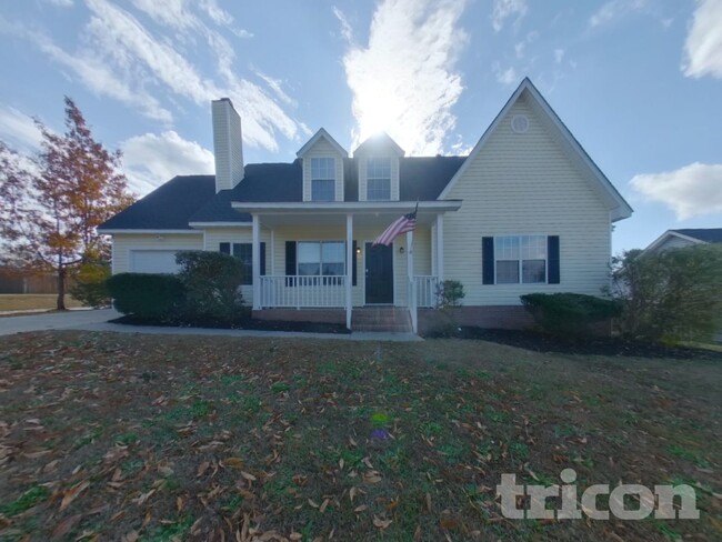 Building Photo - 13 Walnut Grove Way