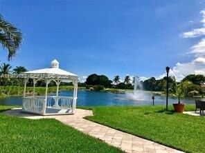 Foto del edificio - 5758 NW 97th Pl