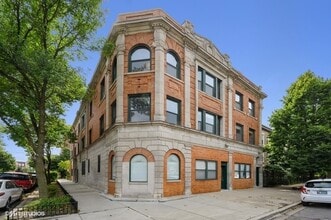 Building Photo - 1803 W Huron St