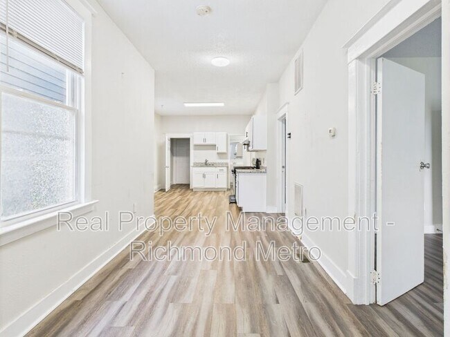 Foto del edificio - 3314 3rd Ave