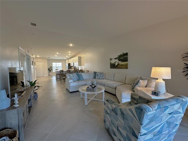 Foto del edificio - 14231 Heritage Landing Blvd