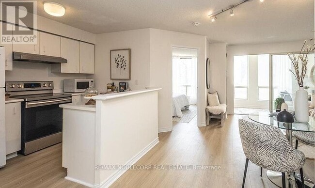 Photo du bâtiment - 25 Grenville St