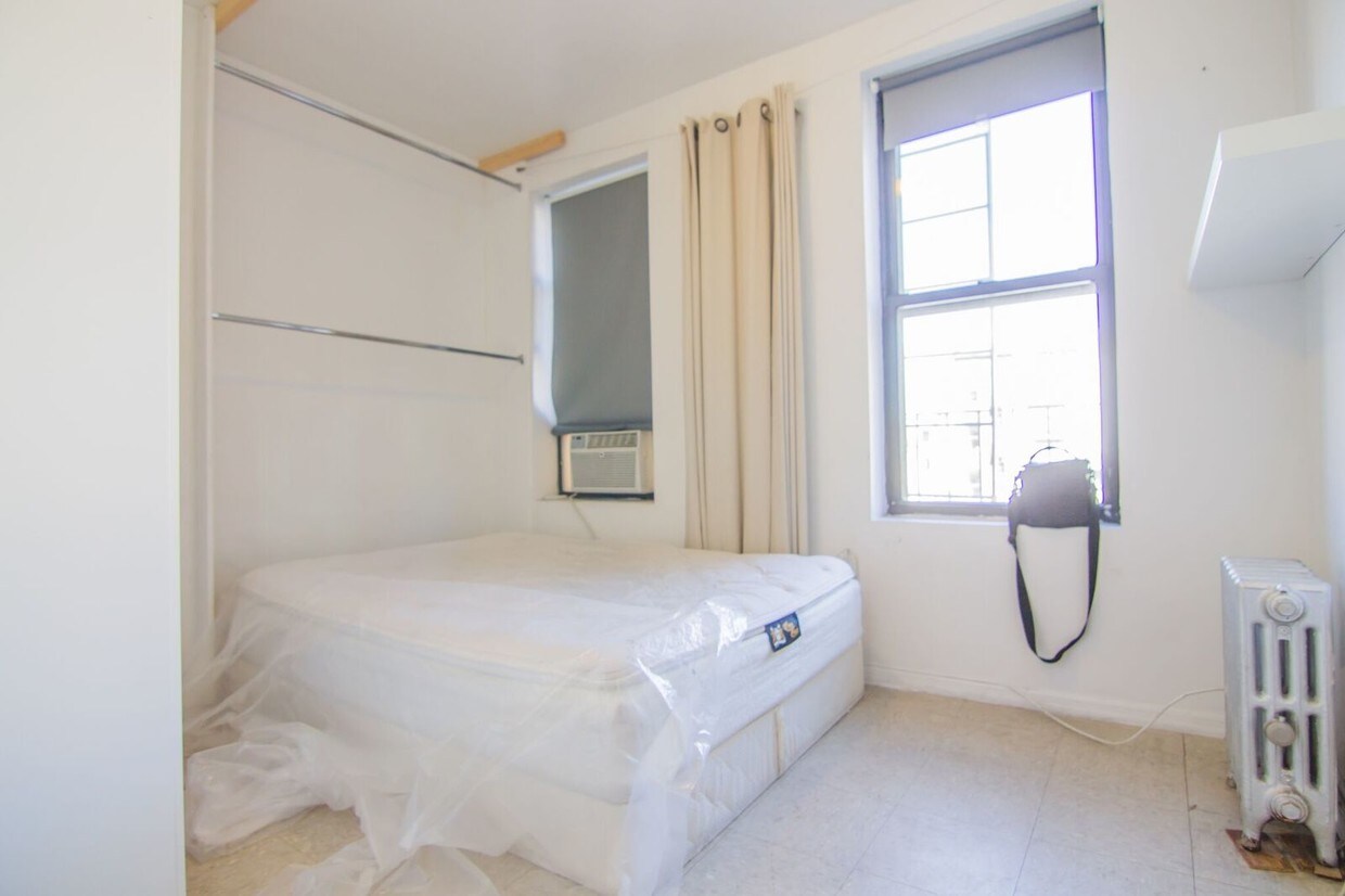 Foto principal - 162 Mott St