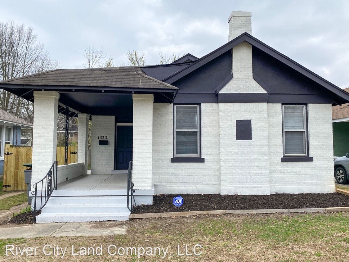 2 br, 1 bath House 1523 Tutwiler House for Rent in Memphis, TN
