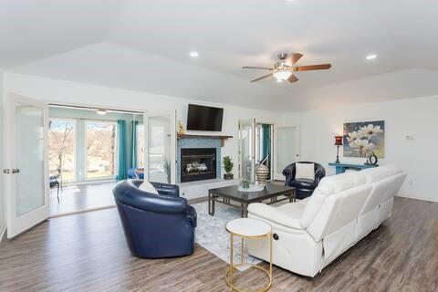 Foto del edificio - 66 Taylor Dr