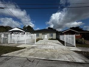 Foto del edificio - 1717 NW 70th St