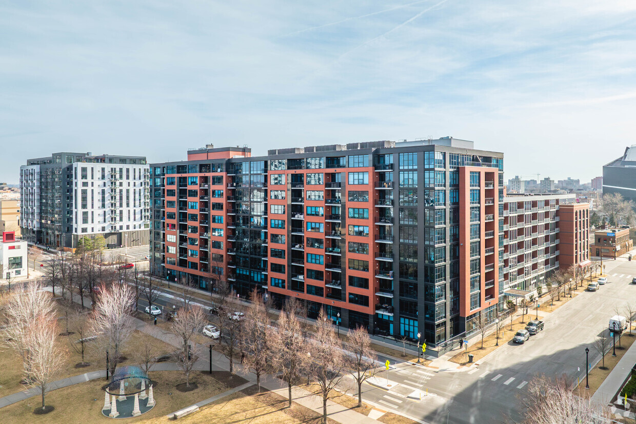 Primary Photo - Bridgewater Lofts