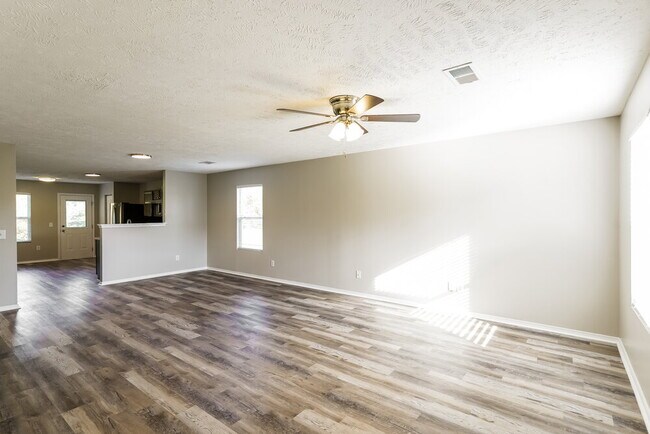 Foto del edificio - 2761 Sutherland Dr