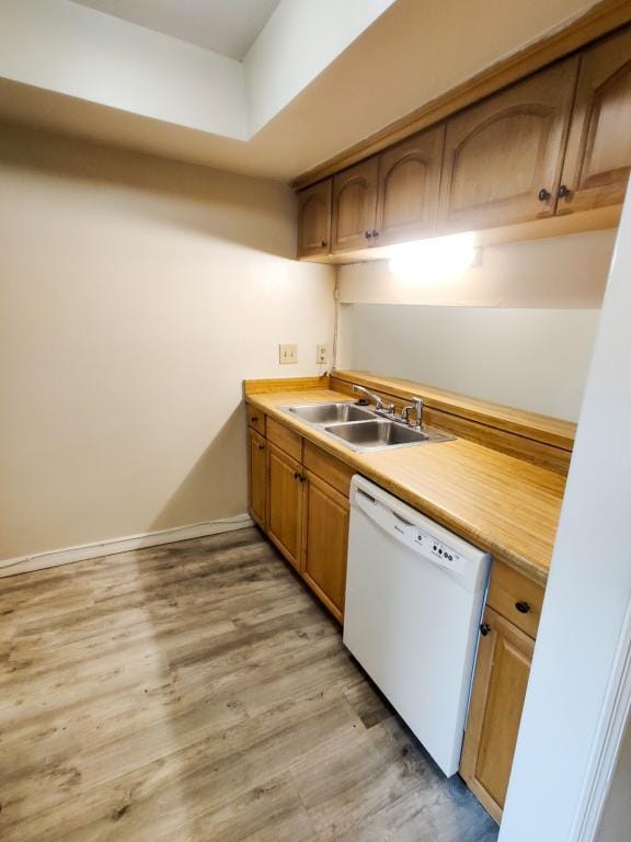 Photo - 117 Crown Point Cir Apartment