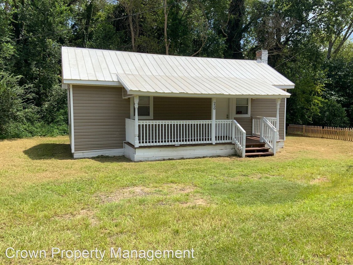 250 Maple St, BatesburgLeesville, SC 29006 House Rental in Batesburg