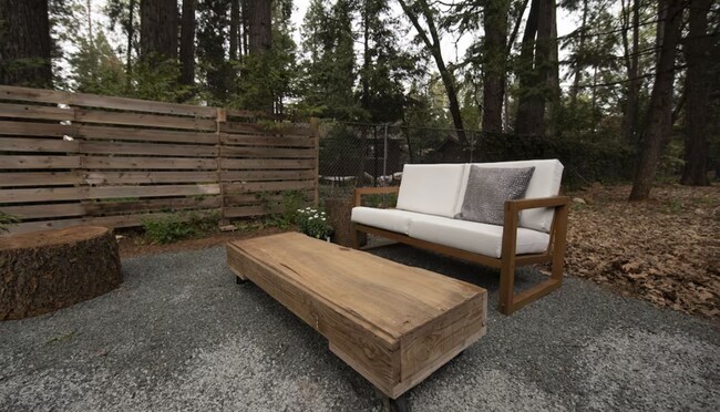 Foto del edificio - 12702 Butterfly Dr