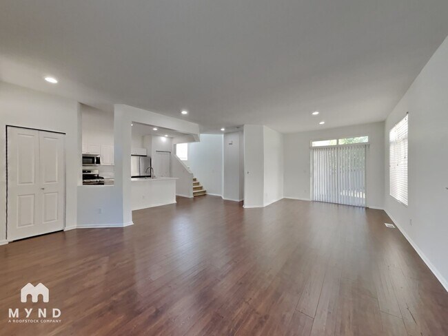 Foto del edificio - 17061 Parkside Way SE