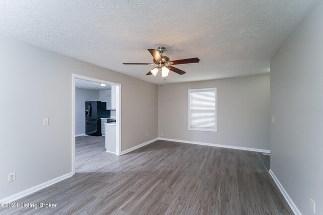 Building Photo - 6905 Wood Rd