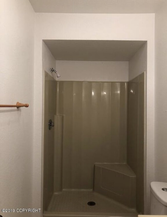 Foto del edificio - 2400 W Snowcrest Dr