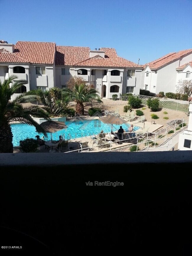 Foto del edificio - 10401 N 52nd St