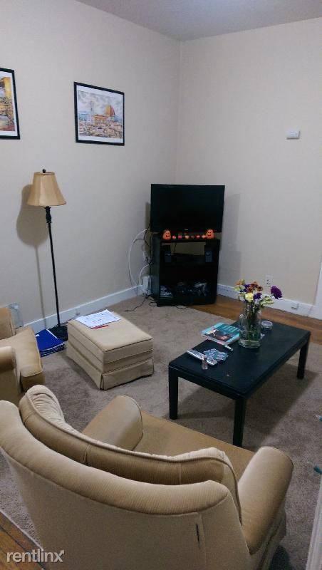 Building Photo - 3 br, 1 bath Apartment - 17 Park Vale