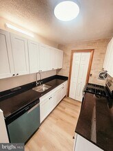 Building Photo - 7507 Riverdale Rd