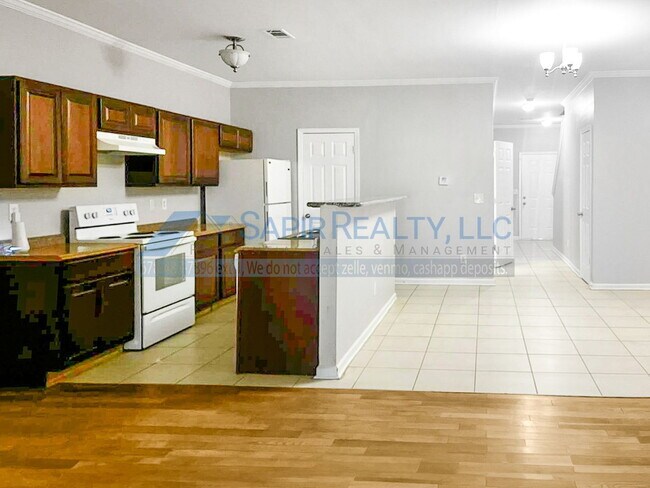 Foto del edificio - 2996 Jonesboro Rd SE