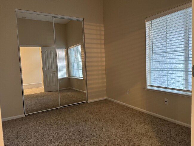 Foto del edificio - Beautiful Single Story Folsom home