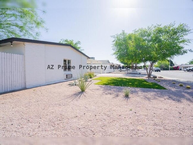 Foto del edificio - 8139 E Osborn Rd