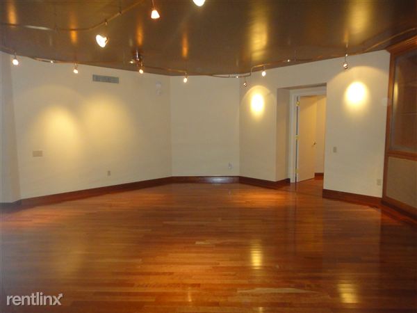 Foto del edificio - 2857 Paradise Rd