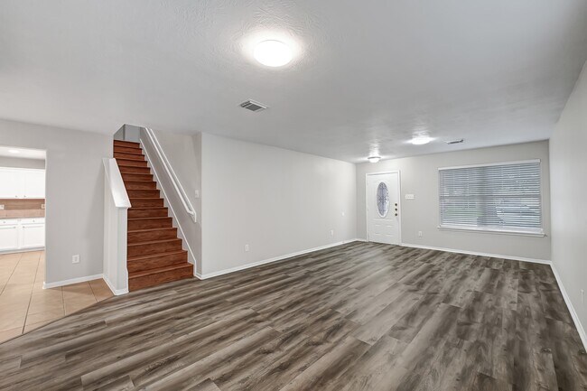 Foto del edificio - 14418 Cellini Dr