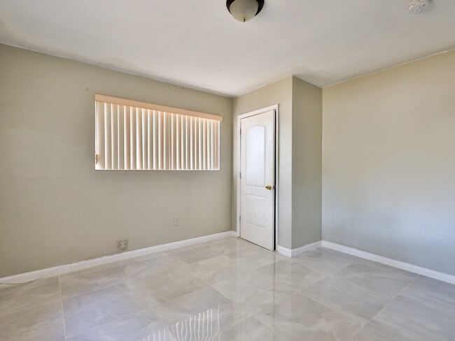 Building Photo - 47 NW 151st St