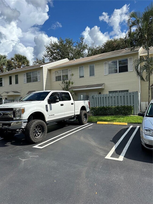 Foto del edificio - 89 SW 3rd St