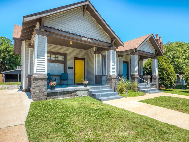 Foto del edificio - 531 NW 32nd St