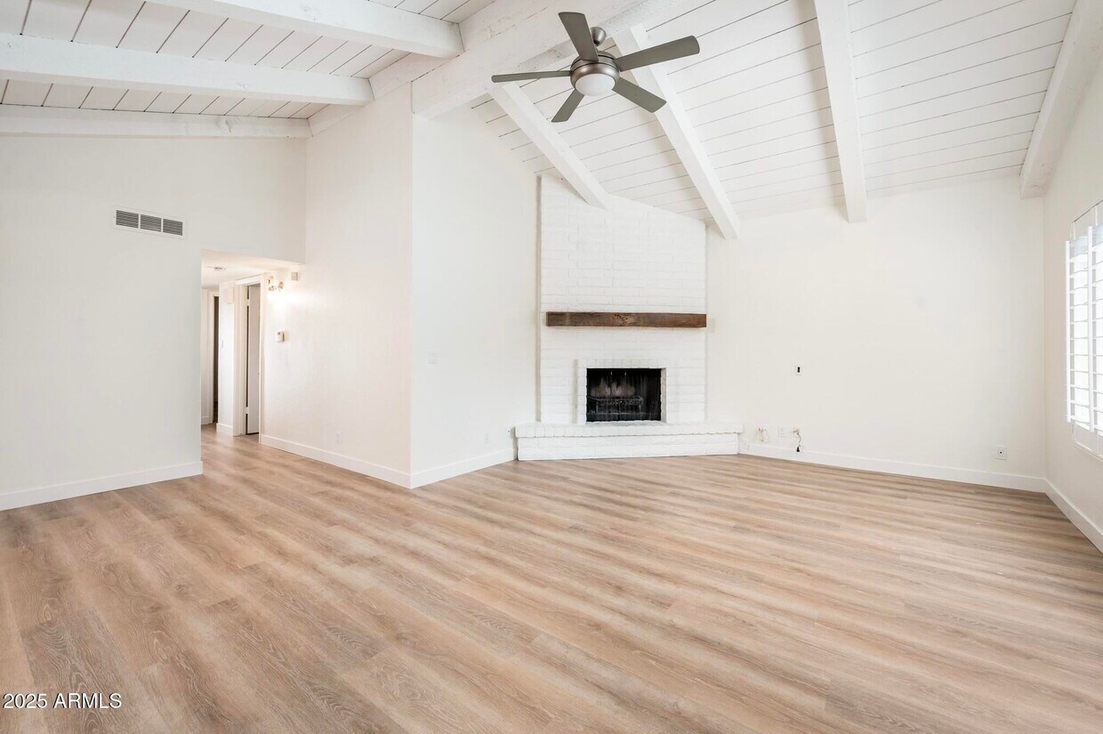 Foto principal - 6430 N 77th Way