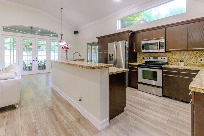 Foto del edificio - 4082 Trenton Ave
