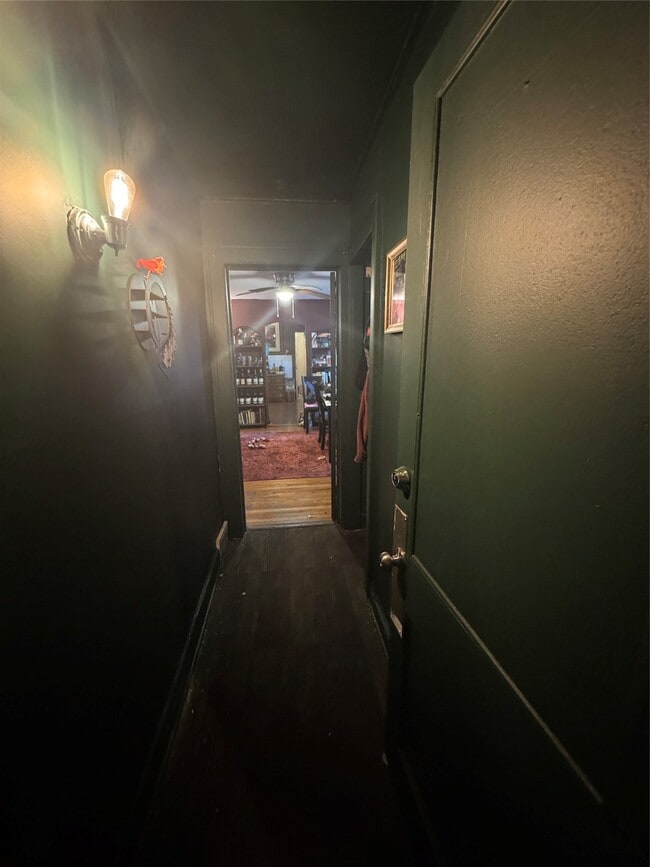 Building Photo - 60 Ely St