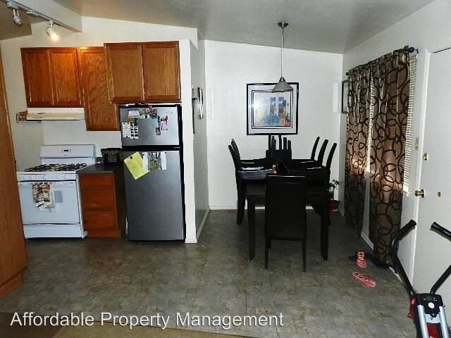 Foto del edificio - 2 br, 1 bath House - 26883 Tyrrell Avenue