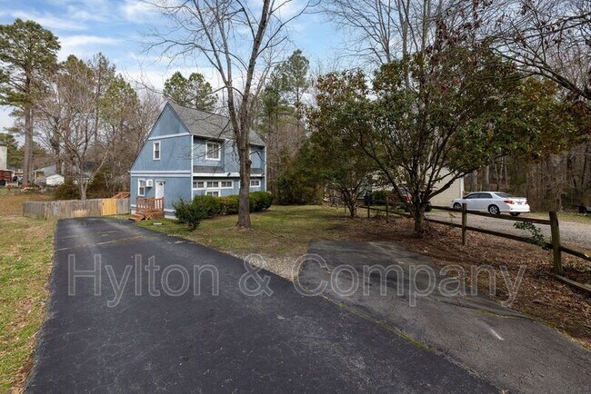 Building Photo - 3001 Duck River Ct