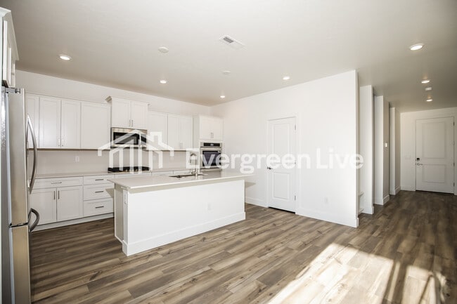 Building Photo - 14359 Ripples Dr