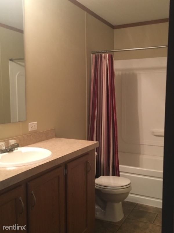 Building Photo - 3 br, 2 bath House - Contact me for showing