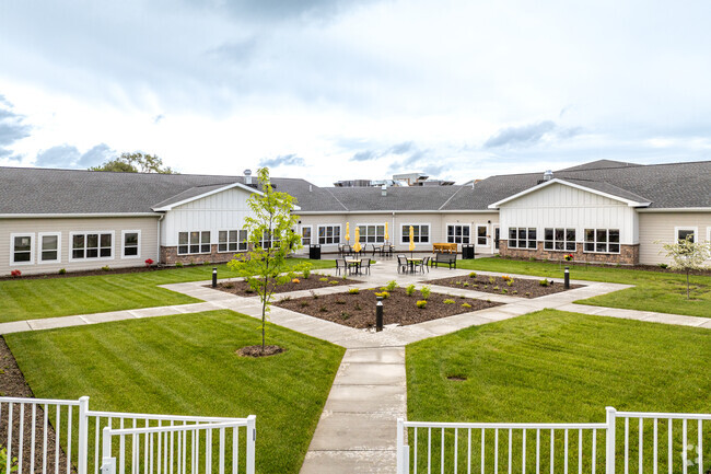 Outdoor Courtyard - Harmony Gardens