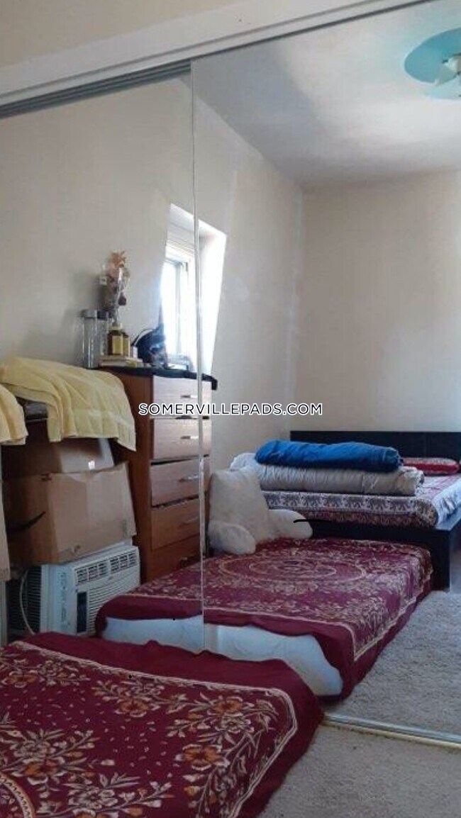 Foto del edificio - 324 Somerville Ave