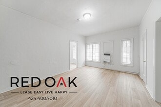 Building Photo - 746 S Coronado St