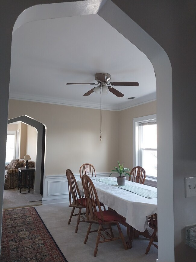 Formal Dining room - 3927 Kirk St