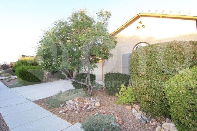 Foto del edificio - 13030 N Spinystar Dr