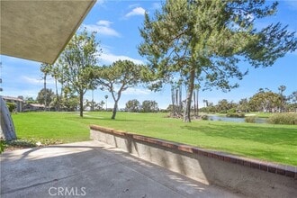 Building Photo - 16 Lago Norte