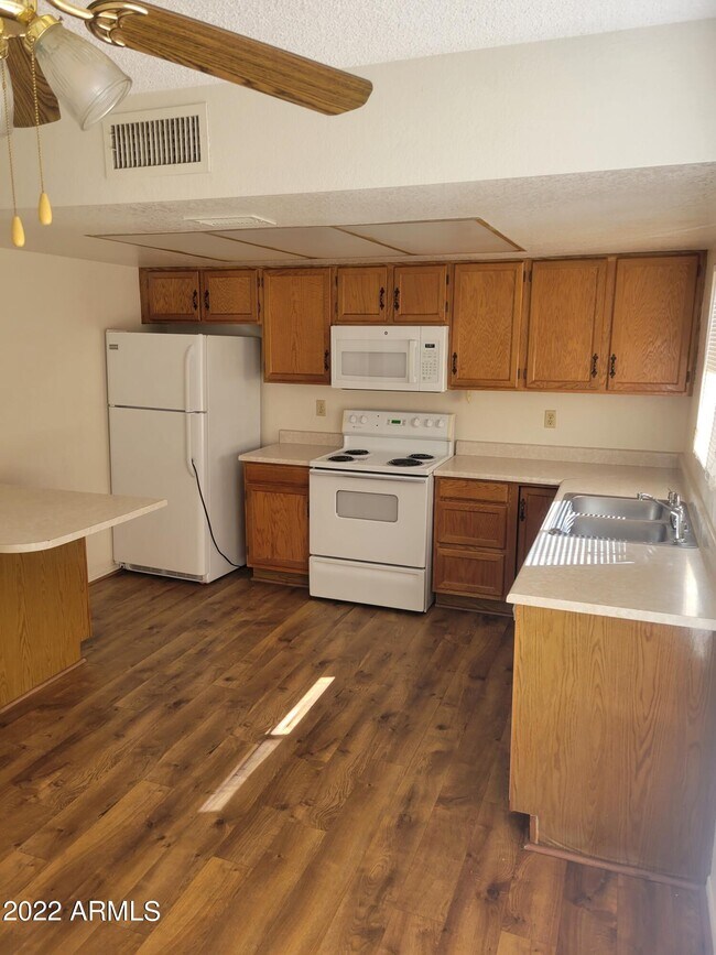 8609 W Alice Ave, Peoria, AZ 85345 House Rental in Peoria, AZ