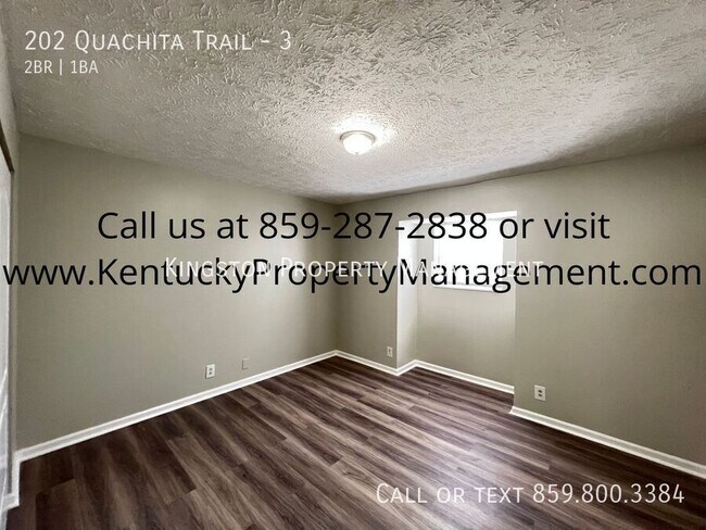 Foto del edificio - Newly Remodeled 2 Bedroom! 1/2 OFF SECURIT...