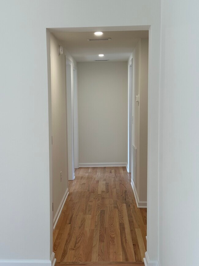 Foto del edificio - 664 Windermere Blvd